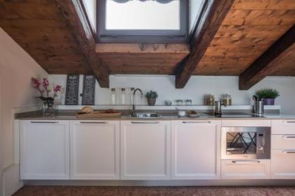 Ca' Del Monastero 9 Collection Spacious Apartment up to 5 Guests - image 8