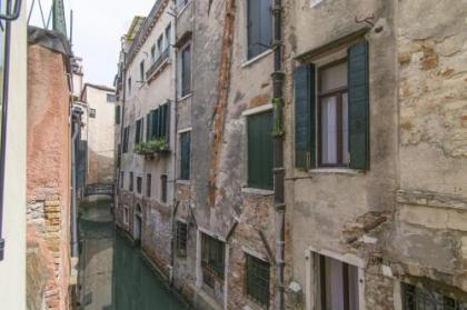 Love Gentile - image 9