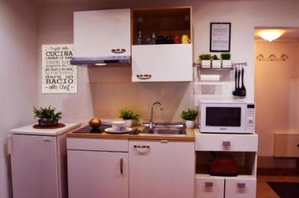 Art Dreams Apartment Teatro Italia - image 5