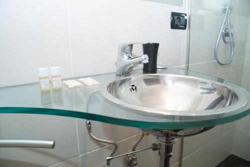 Ca' Grimana by Bricola Apartments - image 3