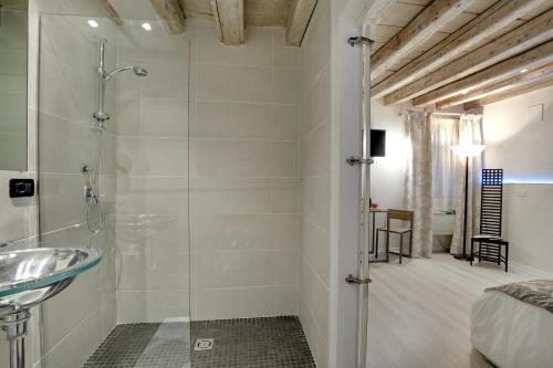 Ca' Grimana by Bricola Apartments - image 5