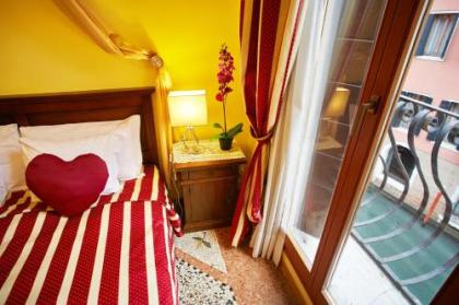 San Luca Flats - image 2