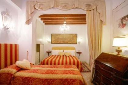 San Luca Flats - image 20