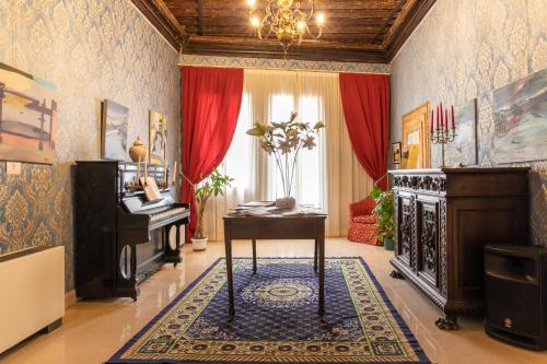 Charming Palace Santa Fosca - main image