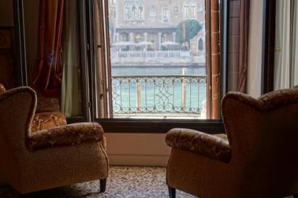 Granda Sweet Suites - image 11