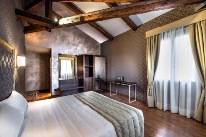 Palazzo San Lorenzo - image 3