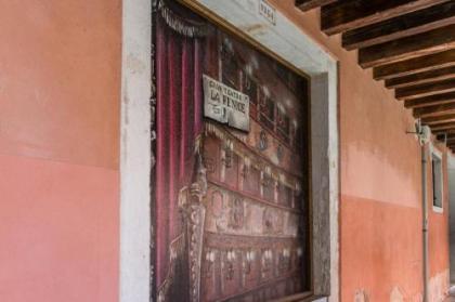 Fenice Backstage over Canal - image 20