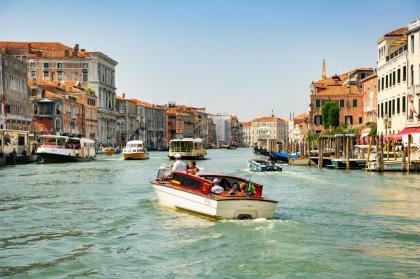 Staycity Aparthotels Venice Mestre - image 5