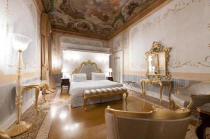 Ca' Bonfadini Historic Experience - image 17