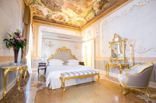 Ca' Bonfadini Historic Experience - image 3