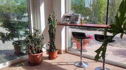 Venice Mestre tourist accommodation quiet room with wifi and free parking - image 2