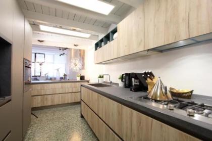 Giudecca Luxury Gallery - image 11