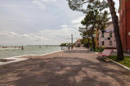 Venice Blue Lagoon - image 15
