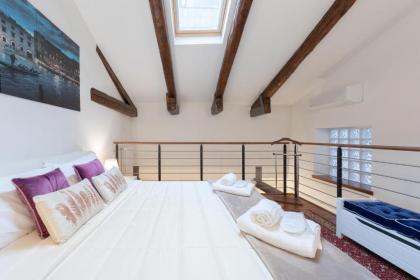Ca' del Pozzo Loft Apartment - image 7