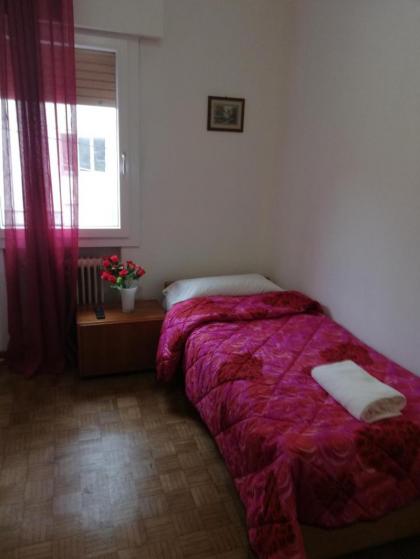 Venice Holiday - image 16