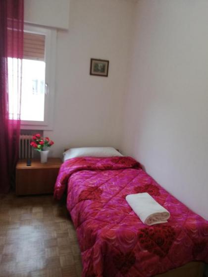 Venice Holiday - image 17