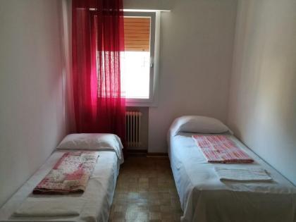 Venice Holiday - image 6