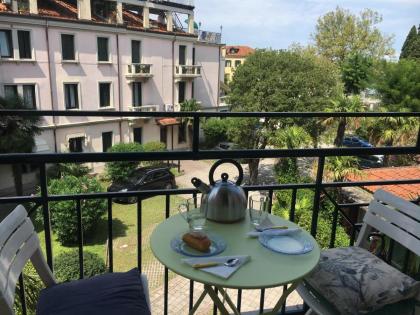 Esmeralda Venice 