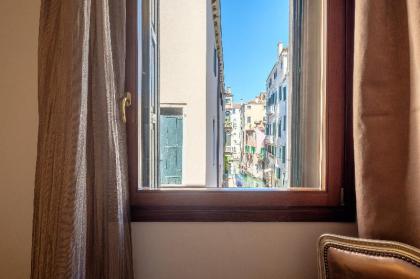 Casa Verona - Stroll to St Mark's Square. Lux Apt - image 4