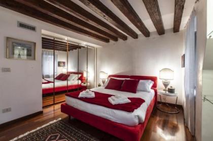Doge's Palace Suite R&R - image 12