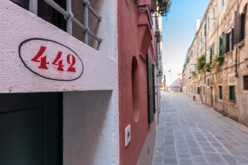 Venice downtown - image 3