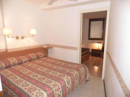 AL CAMPANIEL BED AND BREAKFAST - image 14