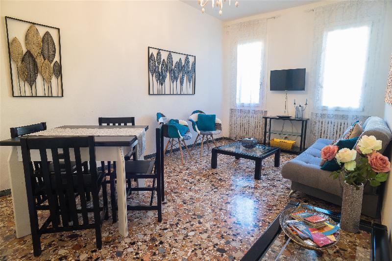 CasaMisa Ca Amaranta tra la stazione e il Ghetto  - image 2