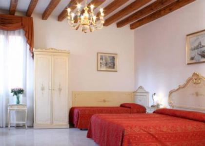 Hotel Bernardi Semenzato - image 7