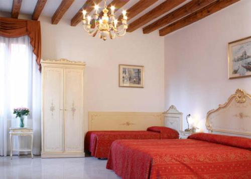 Hotel Bernardi Semenzato - image 7
