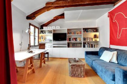 BRAGORA SmOOCHY AttIC VENICE