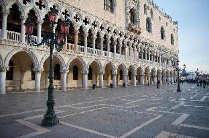CA' ANGELA VENETIAN APARTMENT