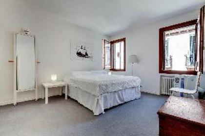 CA' ANGELA VENETIAN APARTMENT - image 18