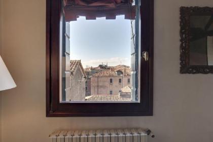 CA' GIULIA APARTMENT VENICE - image 13