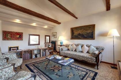 CA' GIULIA APARTMENT VENICE - image 17