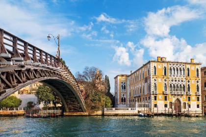 CA' LUCIA BRIGHT APARTMENT  VENICE - image 8