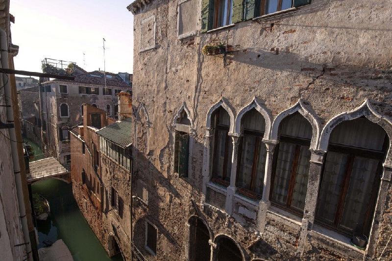 Venetian Stylish Attic Ca' Micaela - image 4