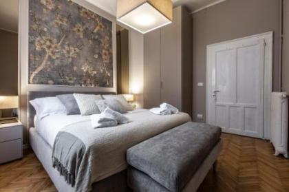 Charming Apartment on the Grand Canal R&R - image 20