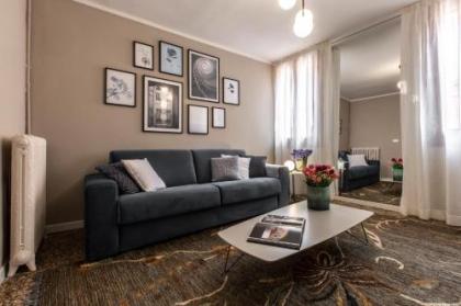 Charming Apartment on the Grand Canal R&R - image 7
