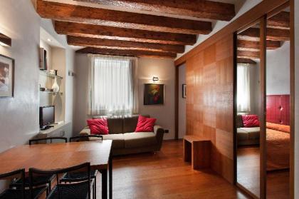 Charming San marco Studio