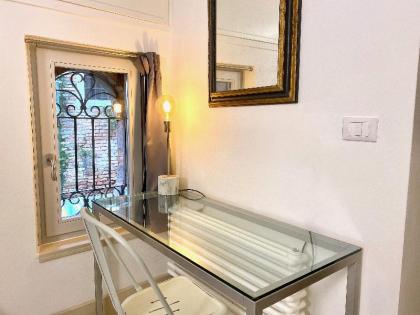 Venice Boutique House  Stylish design at St Mark's - image 20