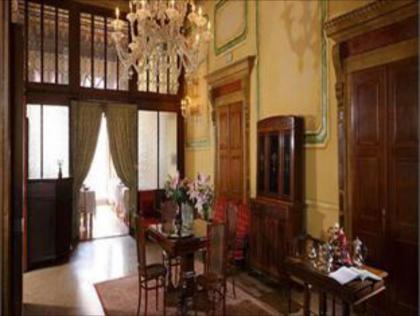 Arcadia Boutique Hotel
