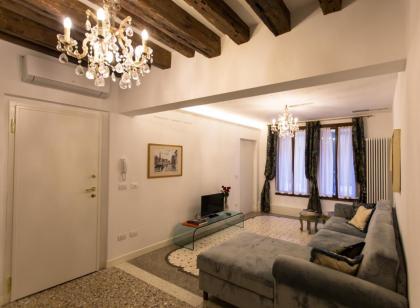 Ca' Nal Apartments - image 17
