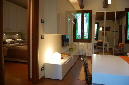 Loft with terrace 10 minutes from S Marco - image 13