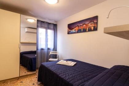 Veneziacentopercento Ole Apartment - image 3