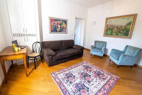 Guggeinheim Apartment - main image