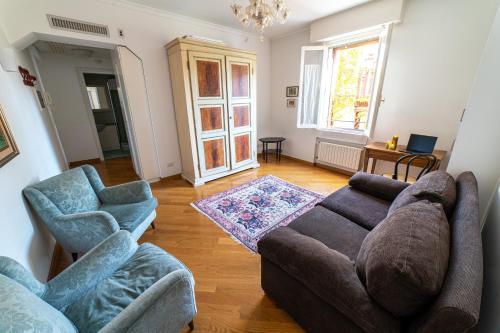 Dogana Canal View Apartment - image 4