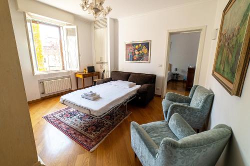 Dogana Canal View Apartment - image 6