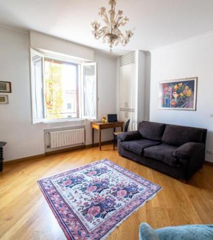Dogana Canal View Apartment - image 7
