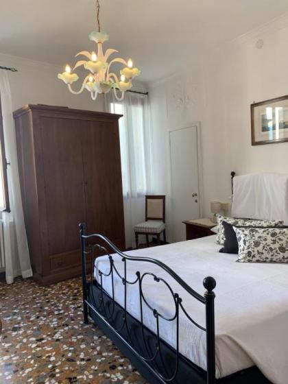 B&B Al Teatro with canal view - image 16