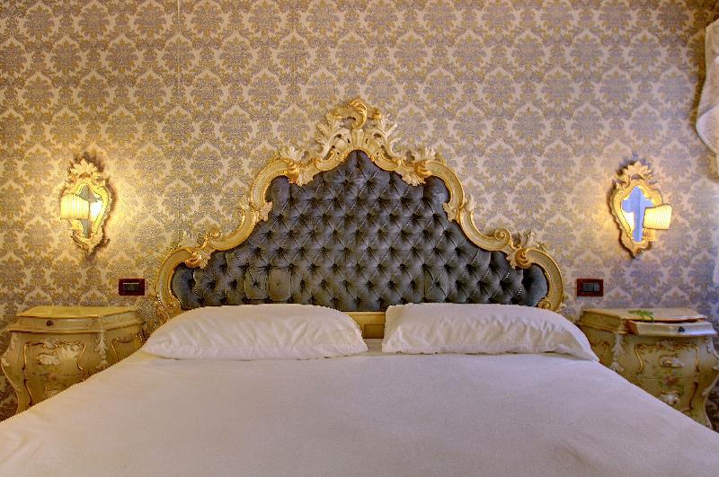 Terrace Marco Polo - main image